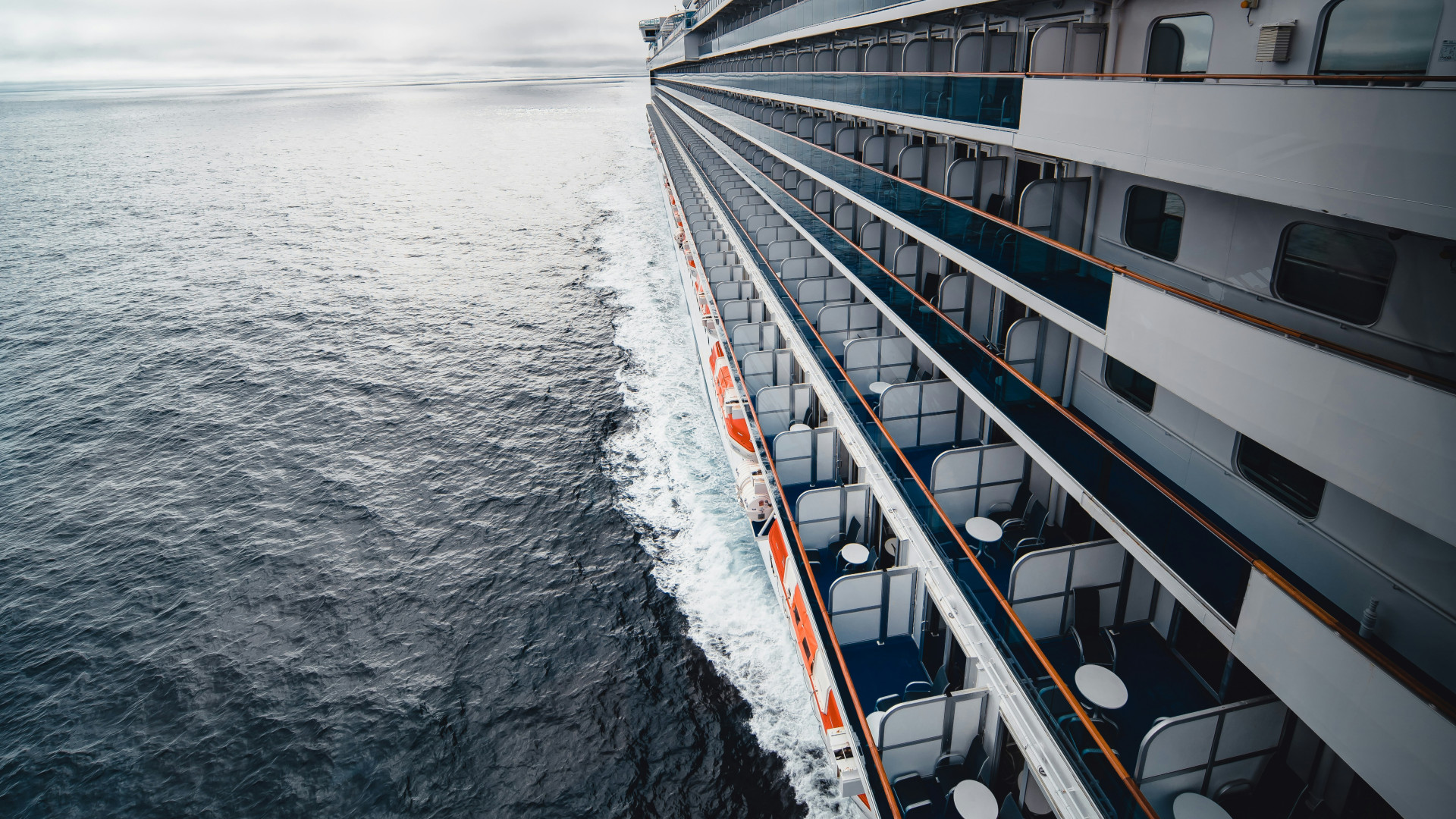 La croisière, un voyage entre détente, découverte et confort